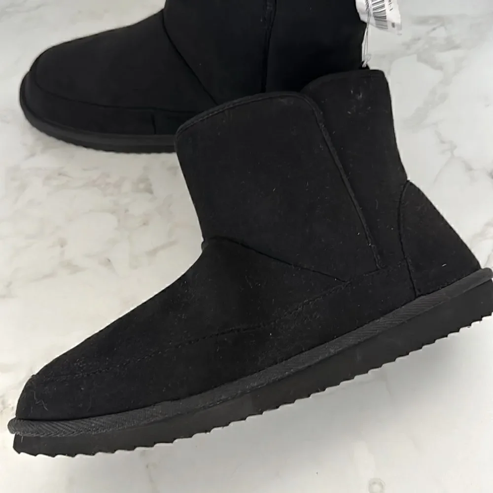 OLD NAVY Faux-suede Boots NWT